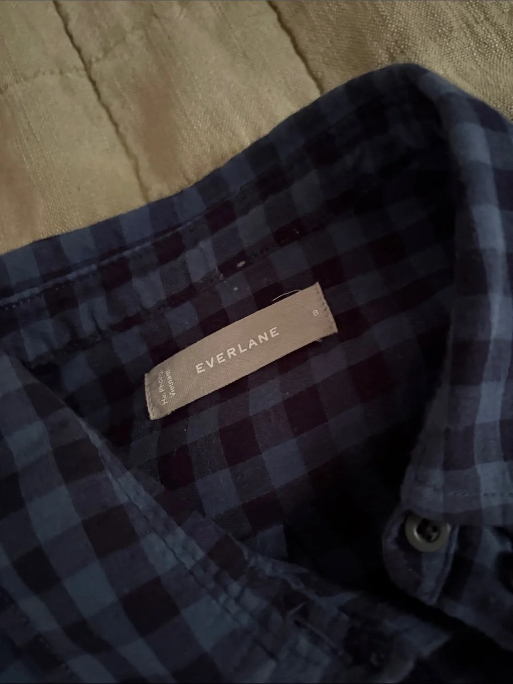 Everlane plaid button-down in blue check - Picture 2 of 3